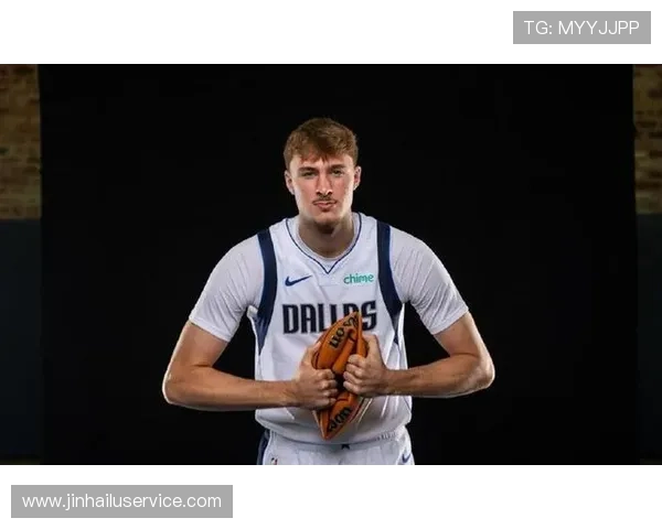 基德澄清拉塞尔未受伤三中零仅得一分球队调整下半场未再登场